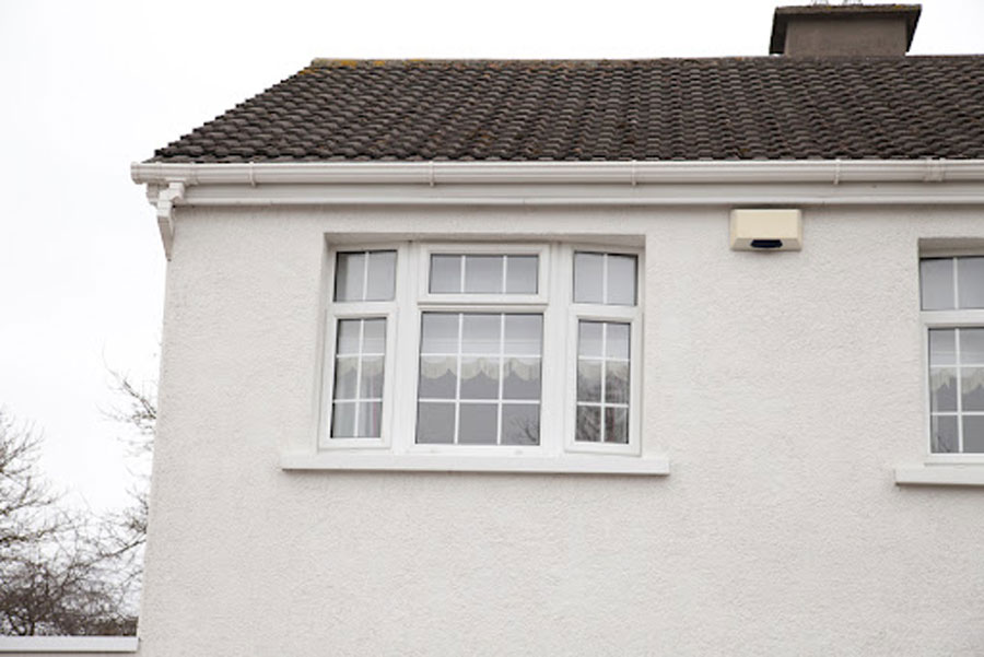 Home gutter replacement 1